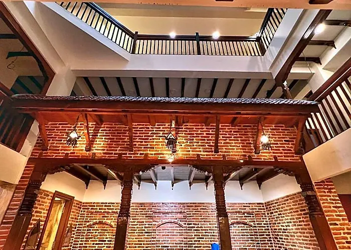 Kgh Patan Отель Катманду