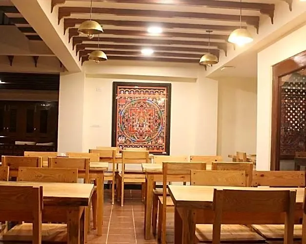 Kgh Patan Отель Катманду